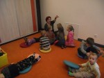 Wizyta dzieci z przedszkola prywatnego 10.10.13 r (2)